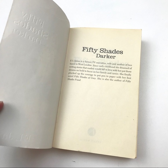 Fifty Shades Darker By EL James - Picture 2 of 8